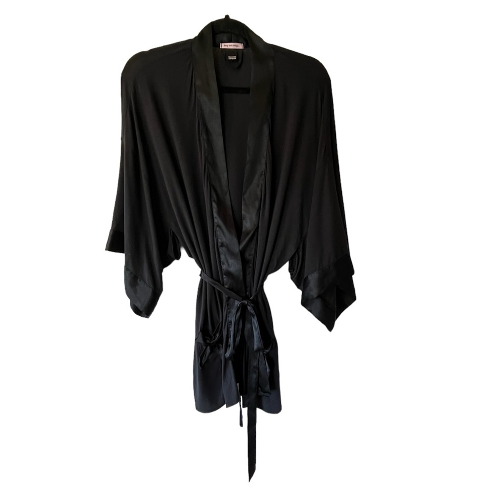 Victorias Secret Pretty Little Things Black Kimono Robe with pockets Size S M